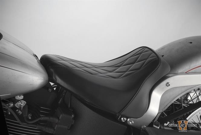 le pera softail seat