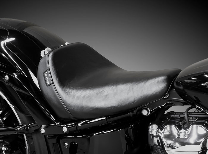 Harley davidson breakout deals seat