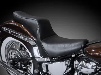 Le Pera Cherokee Smooth Seat For Harley Davidson 2018-2023 Softail Deluxe FLDE & Heritage FLHC Models (LYX-020)